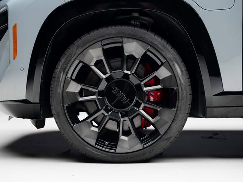 Used 2024 BMW XM Label Red image 19