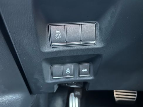 Used 2016 INFINITI Q70 3.7 w/ Sport Package image 21