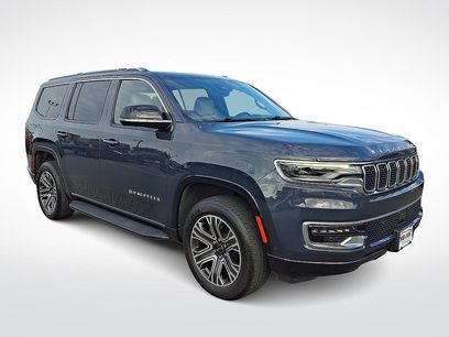 Used 2025 Jeep Wagoneer 4WD
