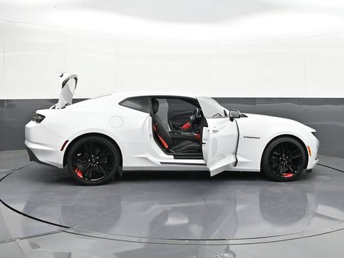Certified 2023 Chevrolet Camaro LT w/ Redline Edition RWD image 40