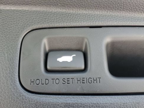 Used 2024 Honda CR-V EX-L image 10