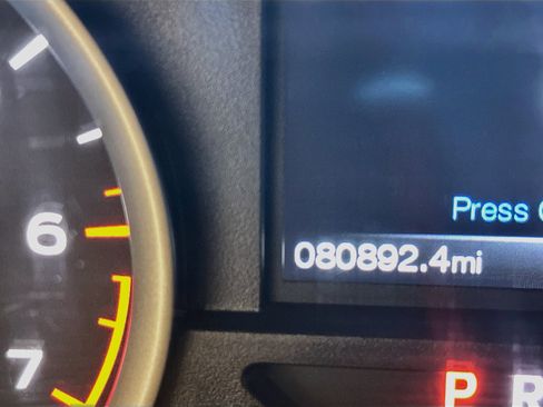 Used 2019 Ford F150 XLT w/ Equipment Group 302A Luxury AWD/4WD image 19