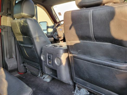 Used 2016 Ford F250 Lariat w/ Lariat Ultimate Package AWD/4WD image 12