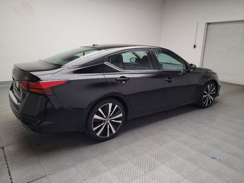 Used 2020 Nissan Altima 2.5 SR w/ Premium Package image 10