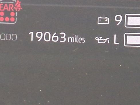 Used 2024 Toyota Sequoia Capstone image 27