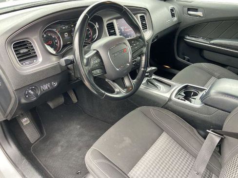 Used 2023 Dodge Charger SXT RWD image 6