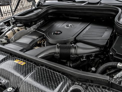 Used 2024 Mercedes-Benz GLE 350 4MATIC w/ AMG Line Exterior image 22