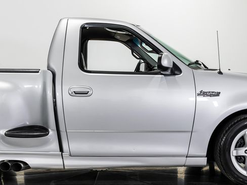 Used 2000 Ford F150 Lightning image 38