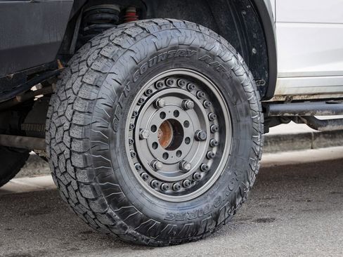 Used 2018 RAM 2500 SLT AWD/4WD image 11