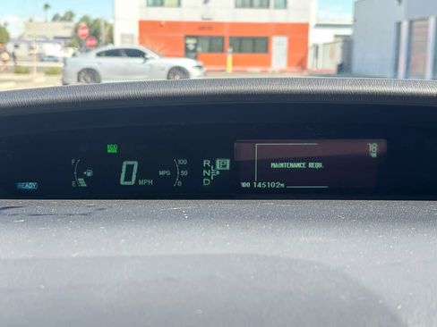 Used 2015 Toyota Prius Three image 17