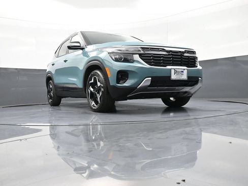 Certified 2025 Kia Seltos S AWD/4WD image 27