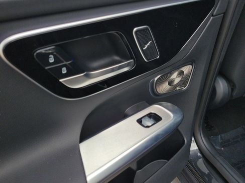 Certified 2026 Mercedes-Benz GLC 300 4MATIC image 8