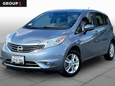 Used 2015 Nissan Versa Note SV w/ Sport Value Package FWD image 1