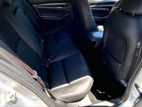Used 2020 MAZDA MAZDA3 Sedan w/ Select Package FWD image 19
