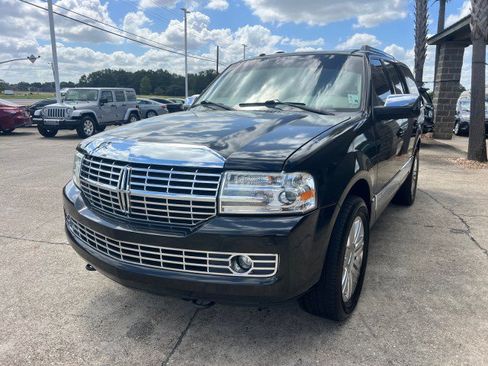 Used 2012 Lincoln Navigator 2WD image 12