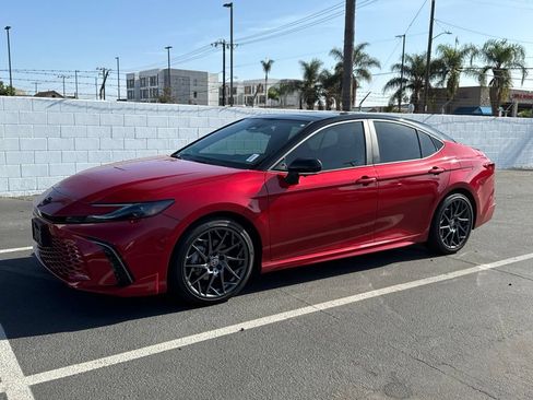 Used 2025 Toyota Camry XSE w/ Premium Plus Package FWD image 3