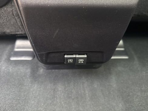 Used 2022 Lexus RX 450h F Sport image 41