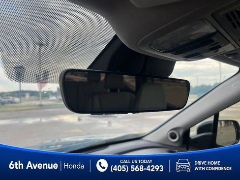 Used 2019 Honda Pilot Touring image 42