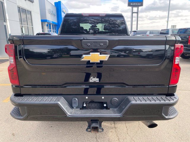Used 2025 Chevrolet Silverado 2500 Custom w/ Custom Convenience Package AWD/4WD image 4