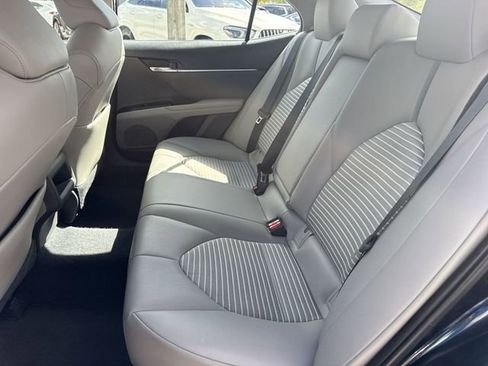 Used 2020 Toyota Camry SE w/ Convenience Package image 22