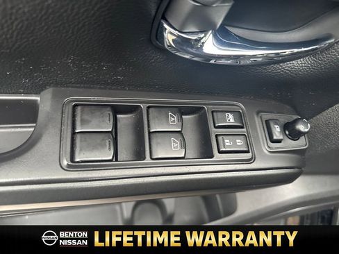 Certified 2022 Nissan Titan PRO-4X w/ Pro-4x Convenience Package image 13