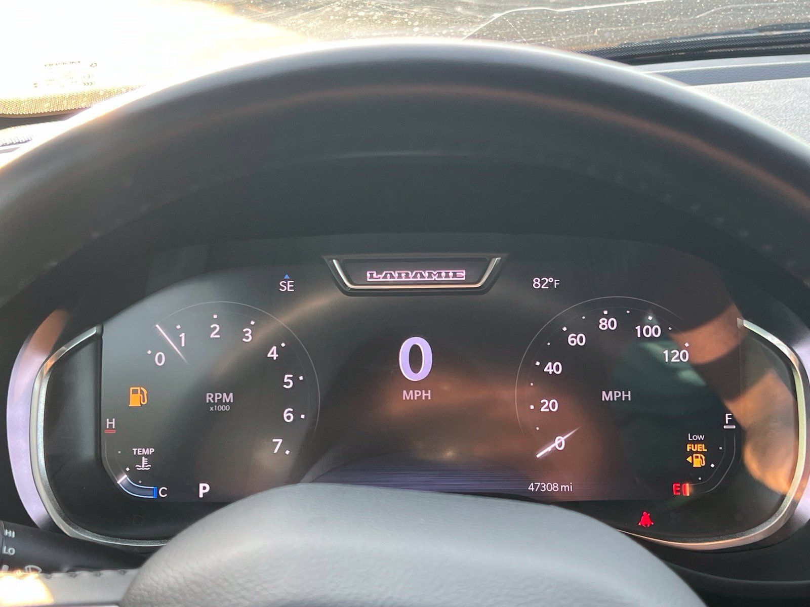 Used 2024 RAM 1500 Laramie AWD/4WD image 31