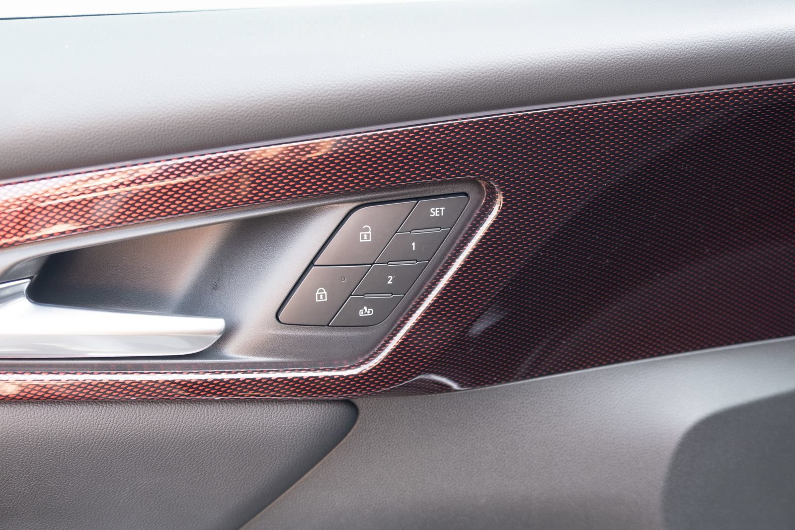 New 2026 Chevrolet Traverse RS AWD/4WD image 15