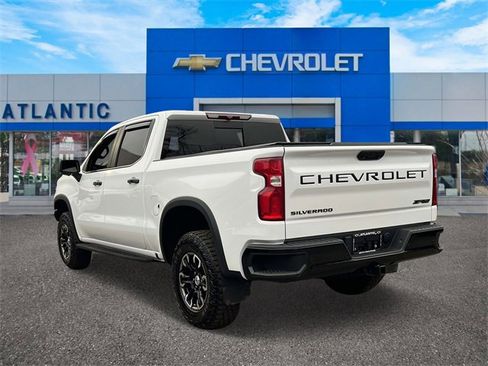 Certified 2023 Chevrolet Silverado 1500 ZR2 w/ LPO, Dark Essentials Package image 4