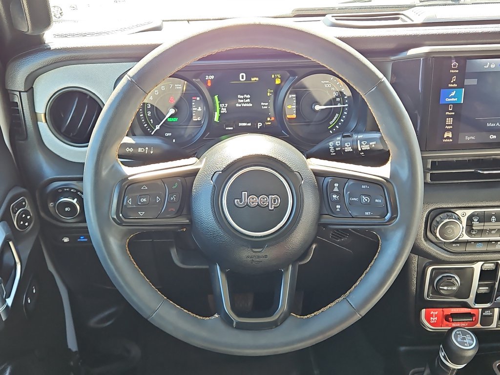 Used 2024 Jeep Wrangler Unlimited AWD/4WD image 12