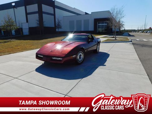 Used 1987 Chevrolet Corvette Coupe image 1