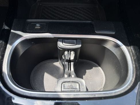 Used 2025 Mercedes-Benz CLA 250 image 29