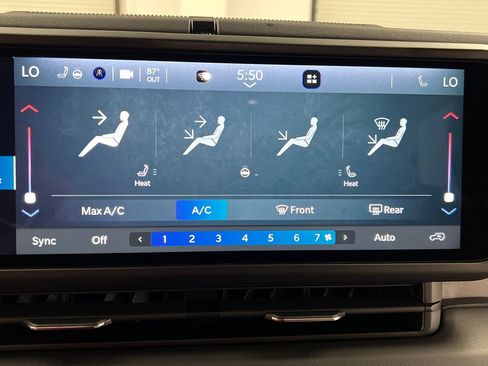Used 2024 Jeep Wrangler Unlimited Sahara AWD/4WD image 54