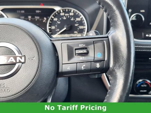 Used 2023 Nissan Rogue SL w/ SL Premium Package FWD image 29
