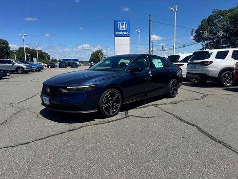 New 2026 Honda Accord SE image 1