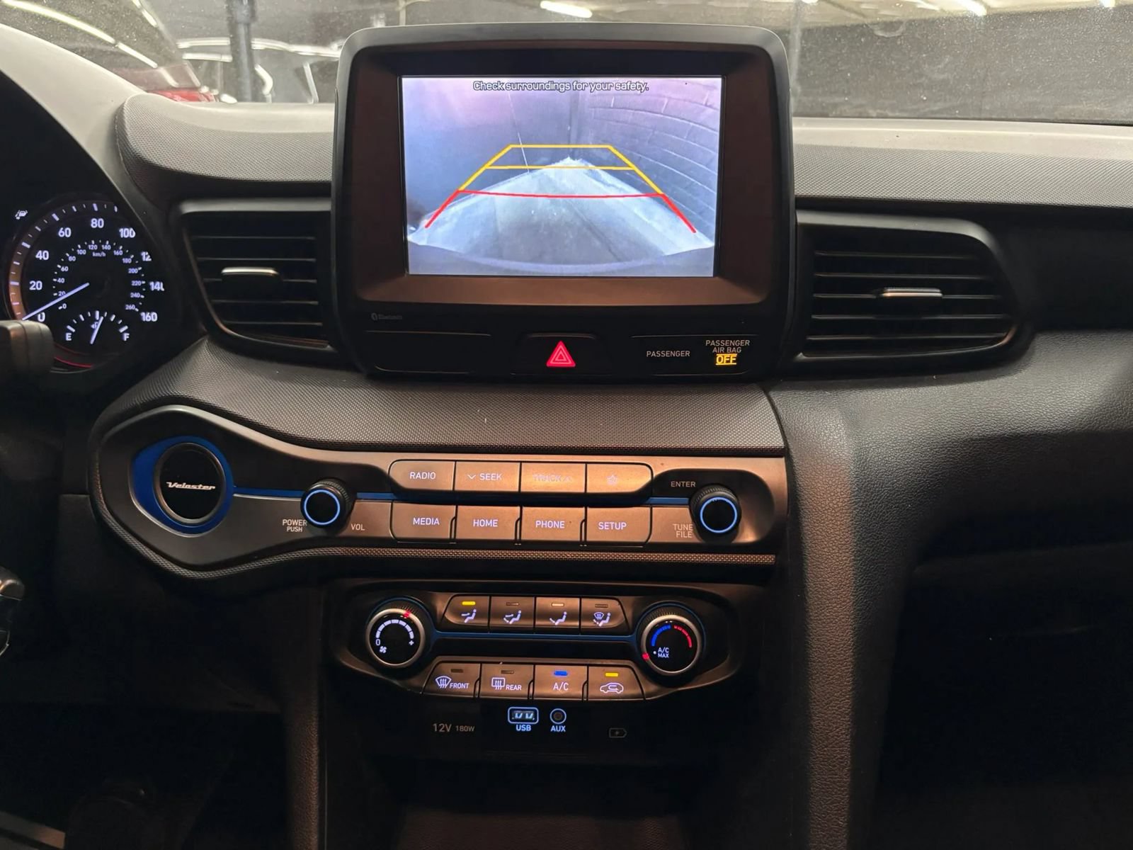 Used 2019 Hyundai Veloster 2.0 FWD image 9