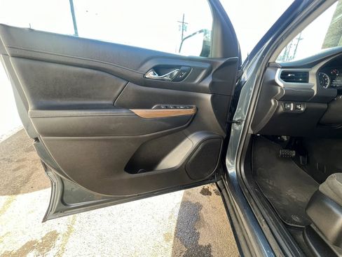 Used 2019 GMC Acadia SLE AWD/4WD image 12