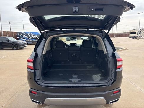 New 2026 Honda Pilot Touring image 17