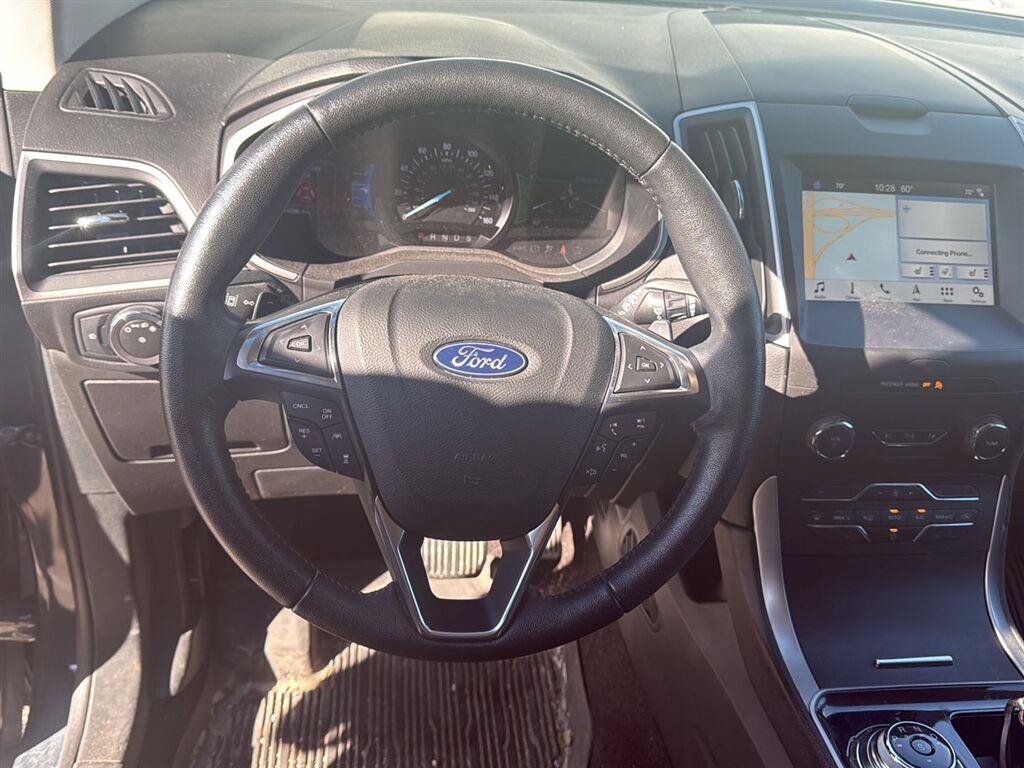 Used 2019 Ford Edge SEL w/ Equipment Group 201A AWD/4WD image 4