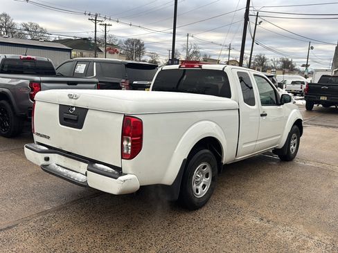 Used 2019 Nissan Frontier S image 4