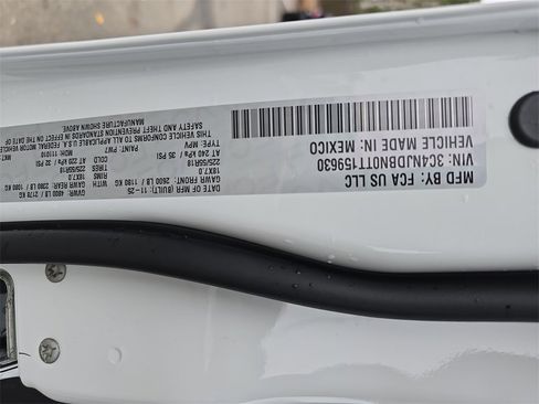 New 2026 Jeep Compass Latitude image 35