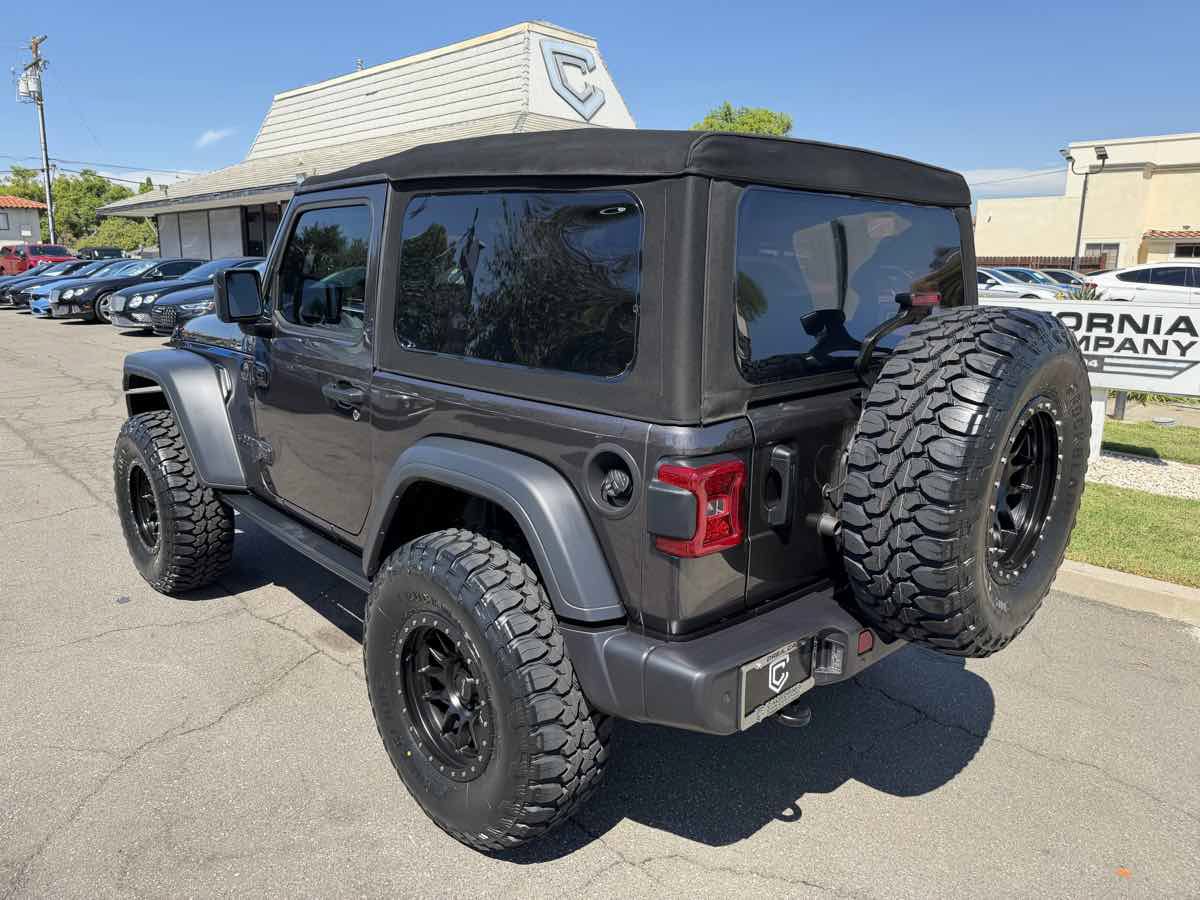 Used 2024 Jeep Wrangler Sport AWD/4WD image 3