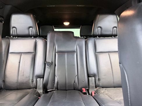 Used 2015 Ford Expedition EL Limited w/ Equipment Group 301A AWD/4WD image 18