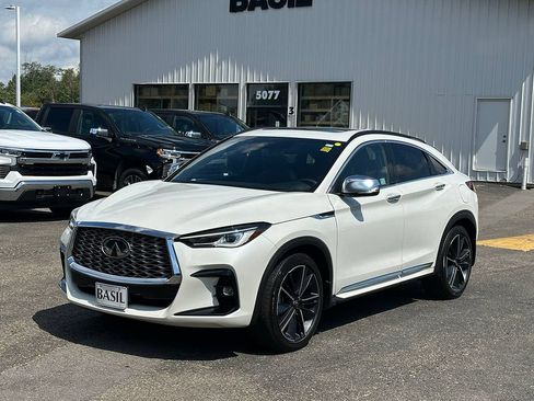 Used 2023 INFINITI QX55 Luxe w/ Accent Package AWD/4WD image 8