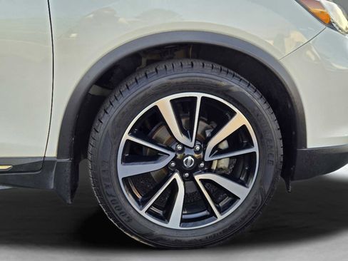 Used 2019 Nissan Rogue SL w/ Premium Package FWD image 11
