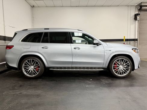 Used 2024 Mercedes-Benz GLS 63 AMG 4MATIC image 5