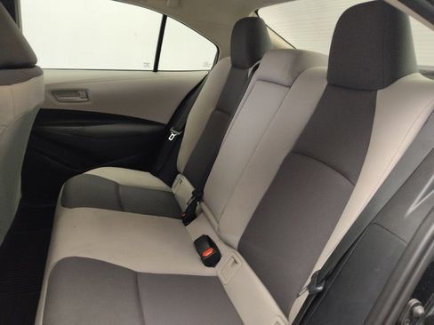 Used 2024 Toyota Corolla LE image 18