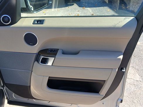 Used 2017 Land Rover Range Rover Sport HSE image 22