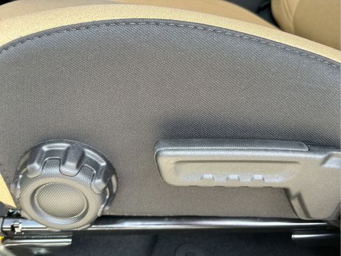 New 2026 Jeep Gladiator Willys AWD/4WD image 26