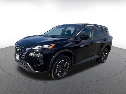 Used 2025 Nissan Rogue SV AWD/4WD image 8