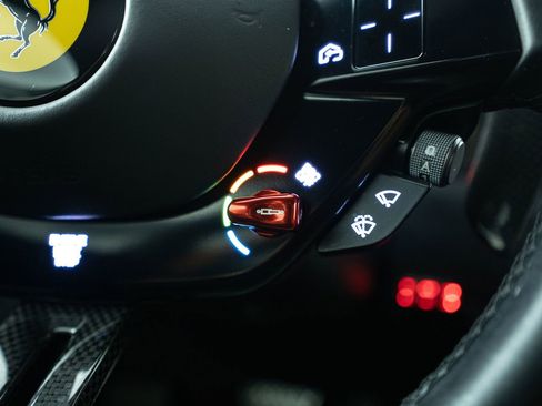 Certified 2022 Ferrari Roma image 22